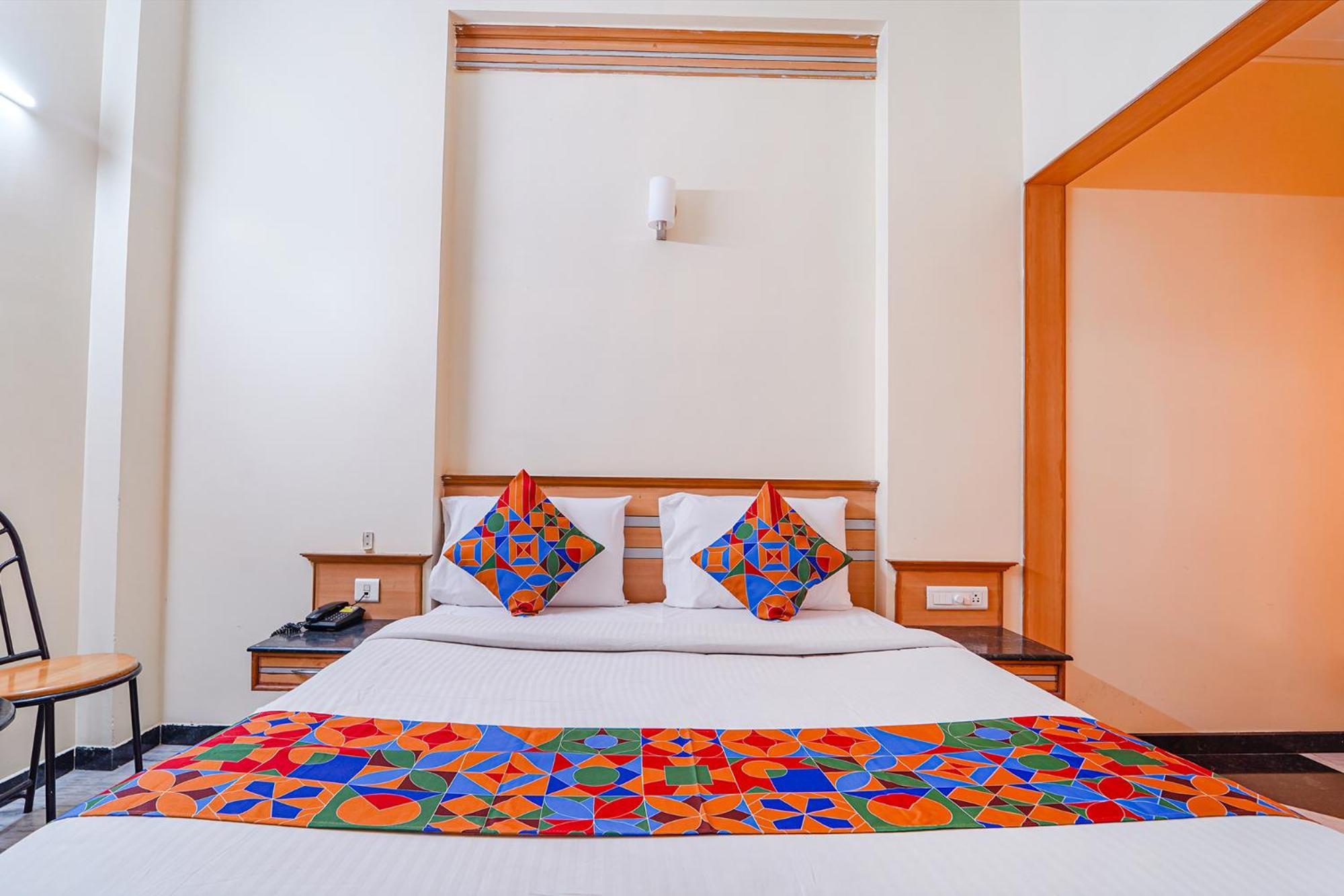 Hotel ESS Paradise Coimbatore Exterior foto