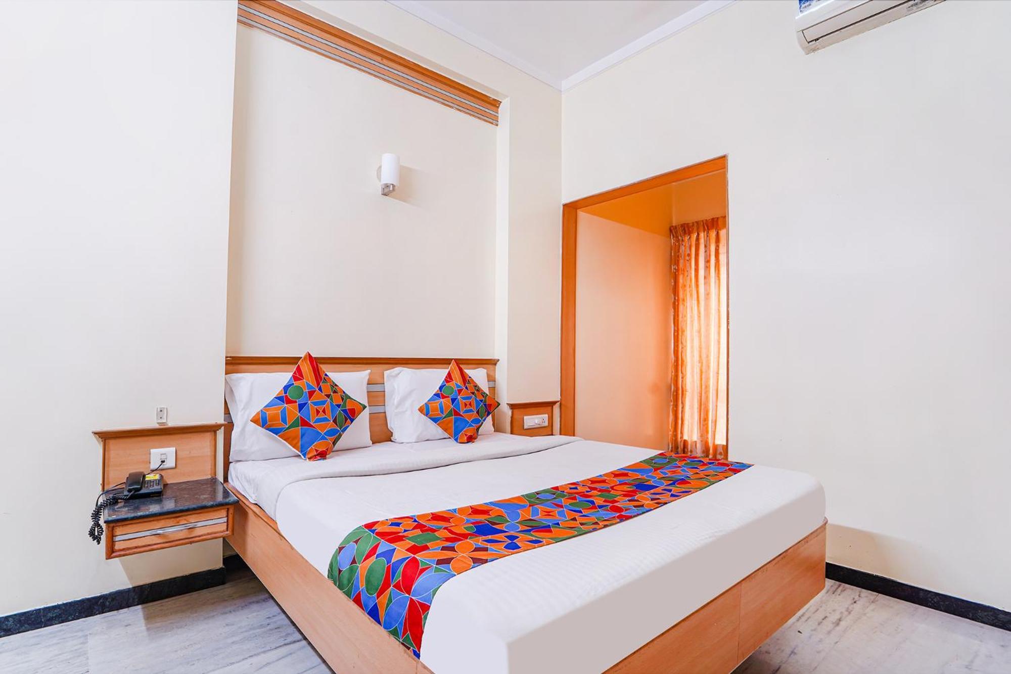 Hotel ESS Paradise Coimbatore Exterior foto